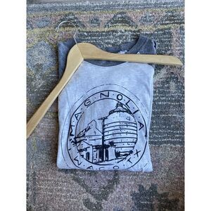 Magnolia Silos Gray Baseball T Shirt Joanna Gaines Fixer Upper Waco Texas Sz Sm